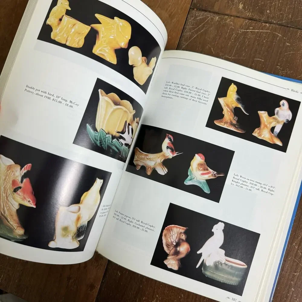 Collector's Encyclopedia of Figural Planters and Vases‎ Betty Bill Newbound 1997